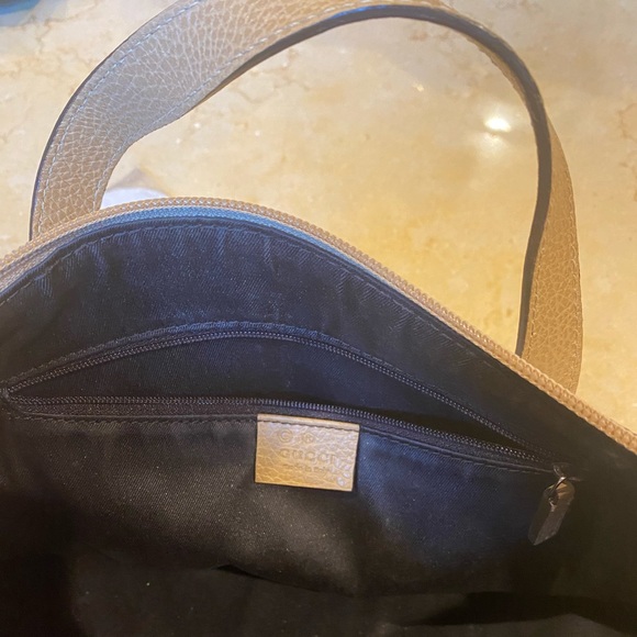 GUCCI Logo Monogram White Handbag, 100% Authentic - Picture 6 of 8